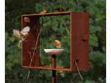 FRAMeD FEEDeR